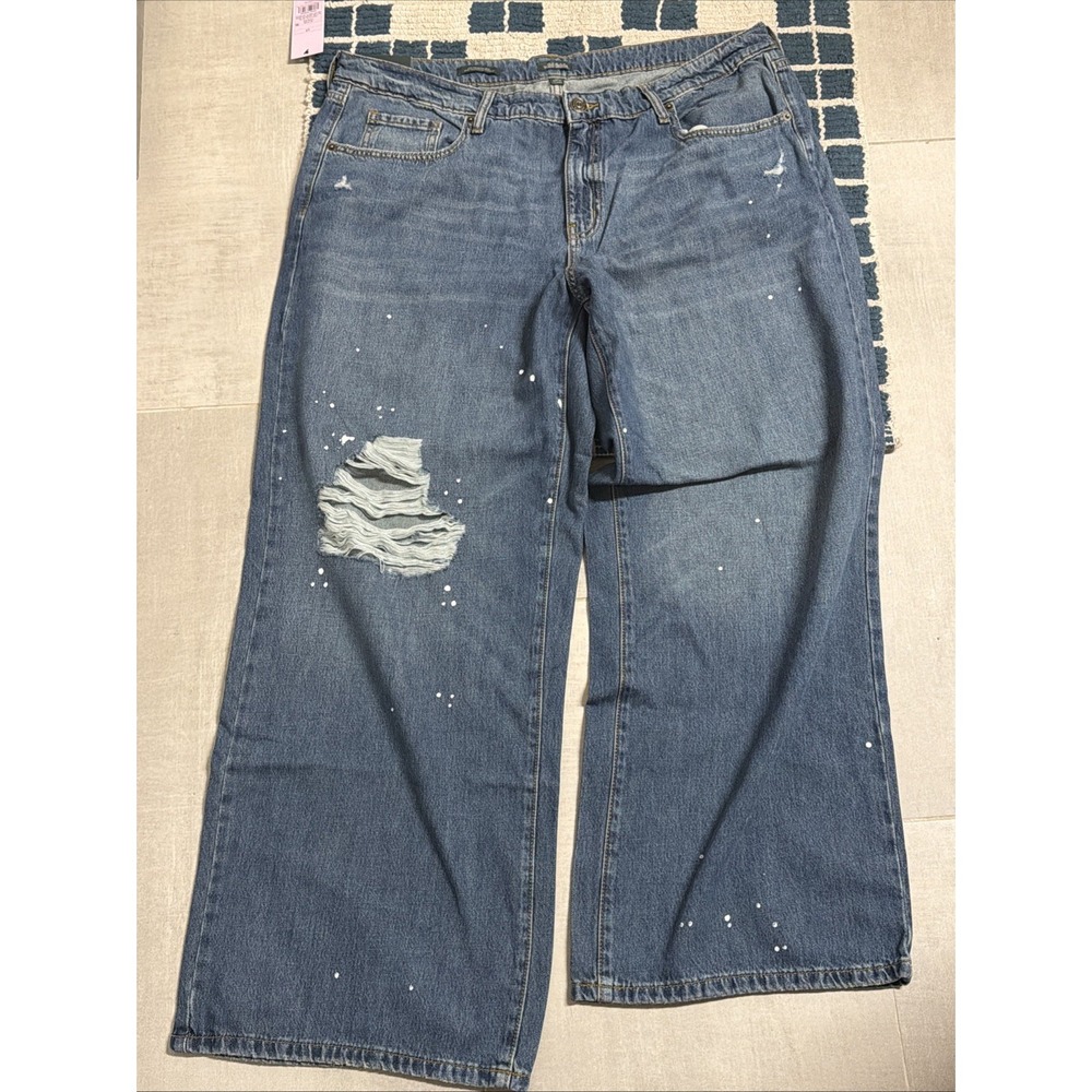 Wild Fable Womens Low Rise Baggy Jeans 17 31 Inseam Light Wash Distressed NWT